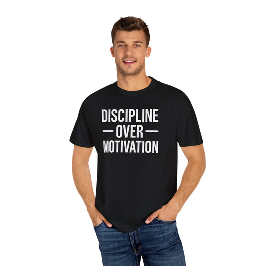 "Discipline Over Motivation™ | Gym Mindset T-Shirt for Winners"